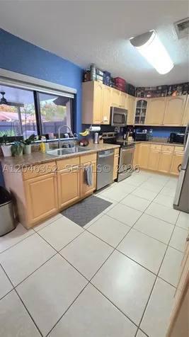 4737 SW 135th Place Miami FL 33175