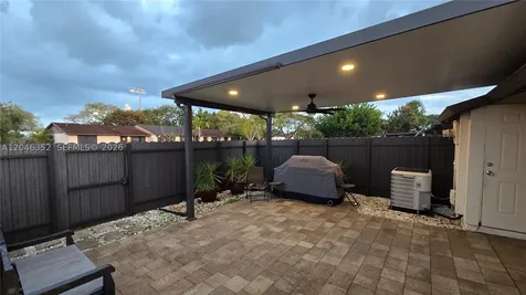 4737 SW 135th Place Miami FL 33175