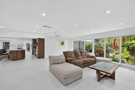 15200 SW 81st Avenue Palmetto Bay FL 33157