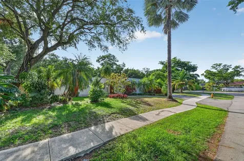 15200 SW 81st Avenue Palmetto Bay FL 33157