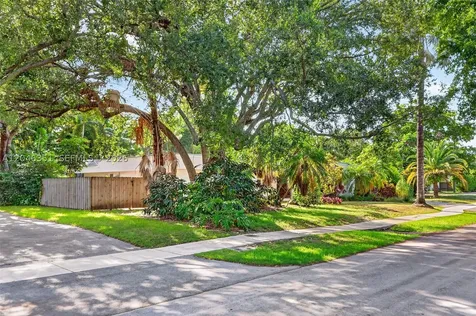15200 SW 81st Avenue Palmetto Bay FL 33157