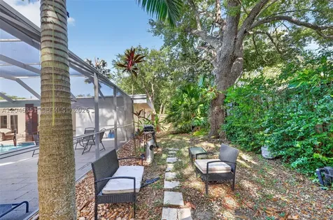 15200 SW 81st Avenue Palmetto Bay FL 33157