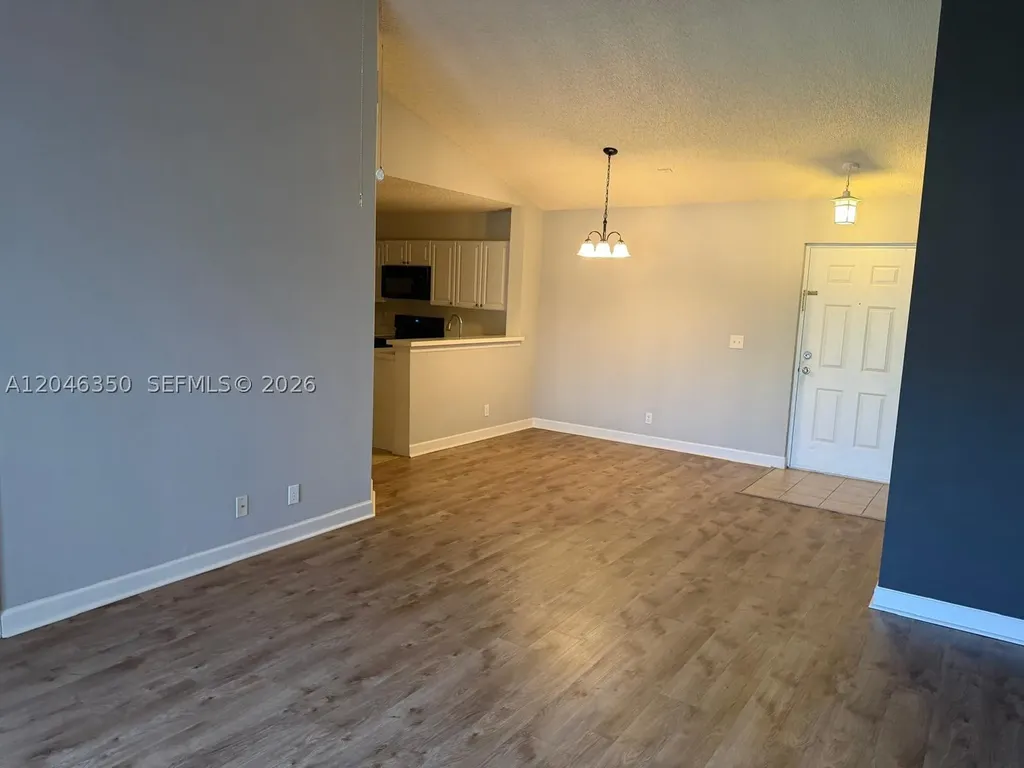 5761 Riverside Drive Coral Springs FL 33067