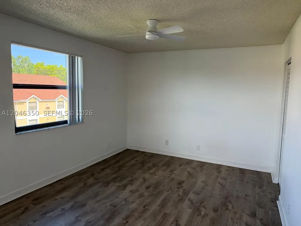 5761 Riverside Drive Coral Springs FL 33067