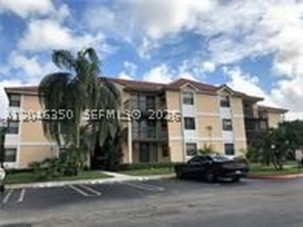5761 Riverside Drive Coral Springs FL 33067