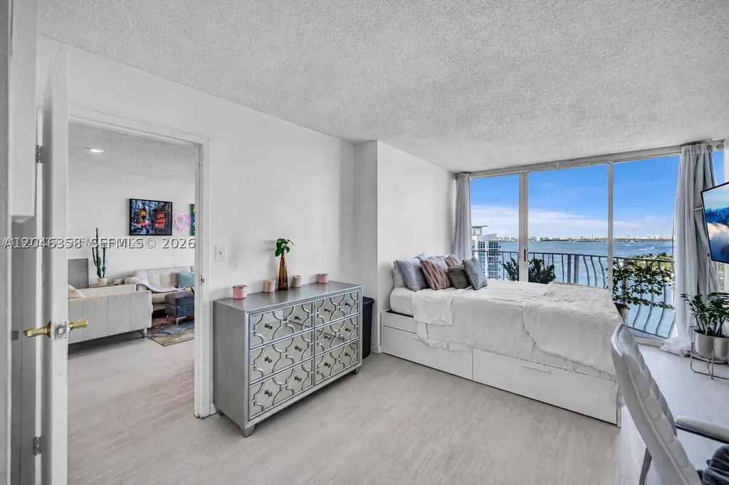 7601 E Treasure Drive North Bay Village FL 33141