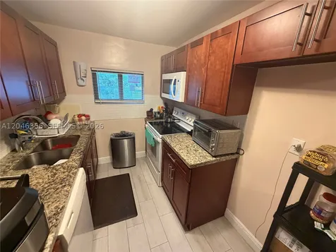 1512 N 58th Avenue Hollywood FL 33021