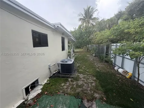 1512 N 58th Avenue Hollywood FL 33021