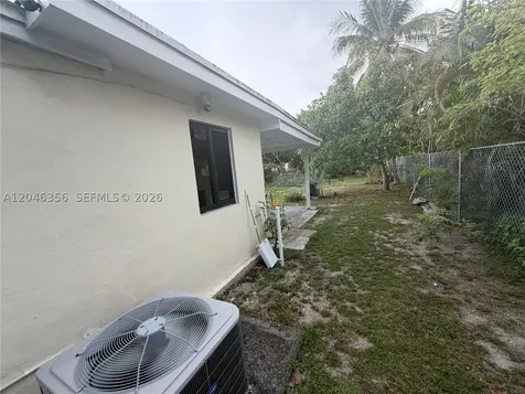1512 N 58th Avenue Hollywood FL 33021