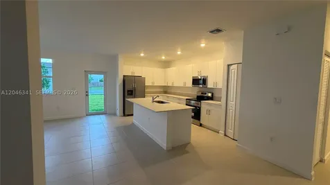2475 SE 29th Drive Homestead FL 33035