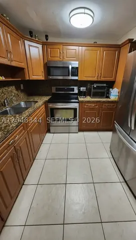 8188 NW 98th Lane Hialeah Gardens FL 33016