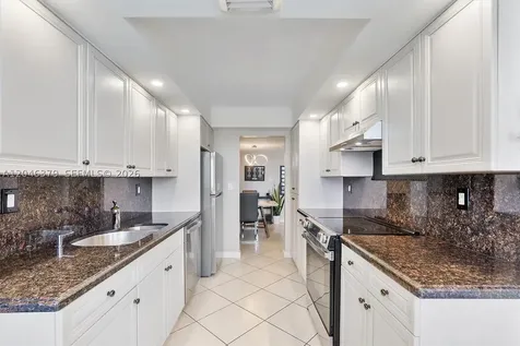 18031 Biscayne Boulevard Aventura FL 33160