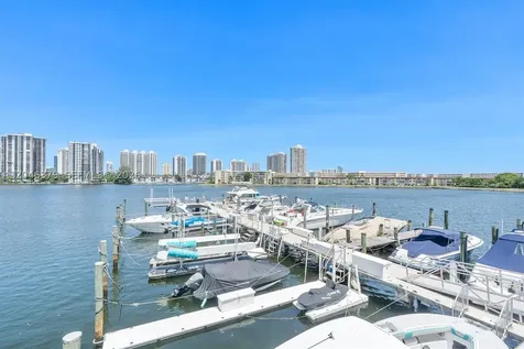 18031 Biscayne Boulevard Aventura FL 33160