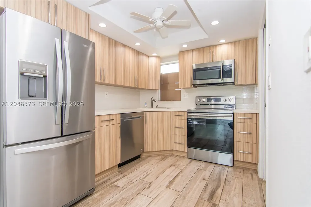 8900 Washington Boulevard Pembroke Pines FL 33025