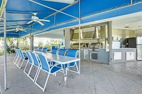 8900 Washington Boulevard Pembroke Pines FL 33025