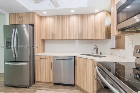 8900 Washington Boulevard Pembroke Pines FL 33025
