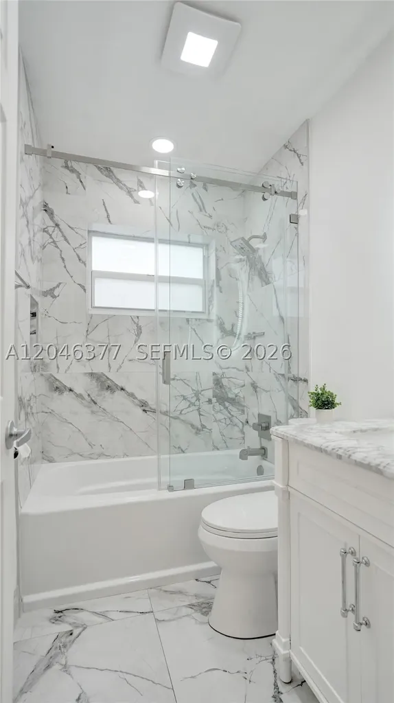 6431 S Coolidge Street Hollywood FL 33024