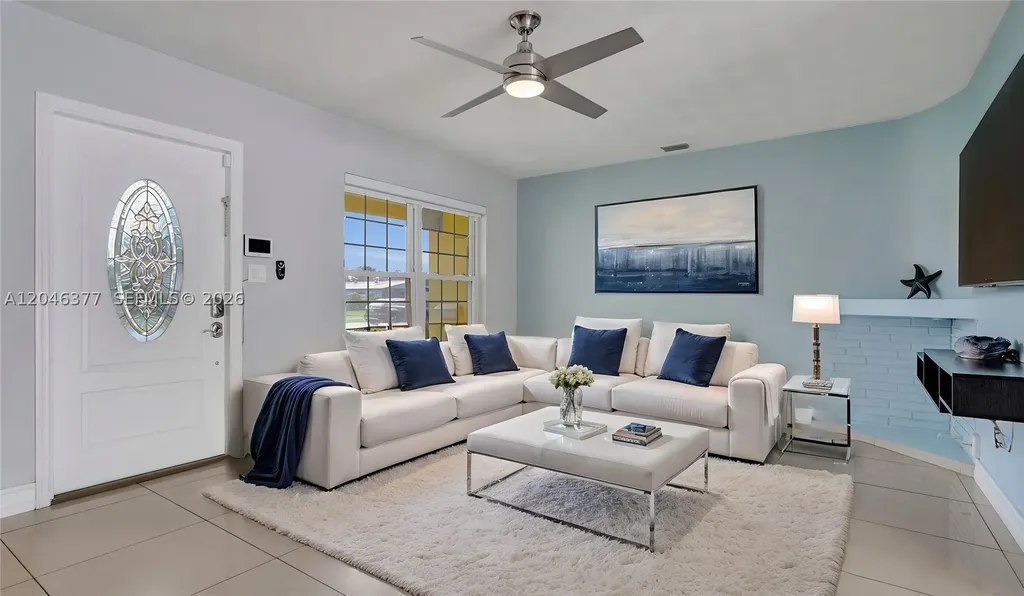 6431 S Coolidge Street Hollywood FL 33024