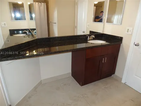 2811 N Oakland Forest Drive Oakland Park FL 33309
