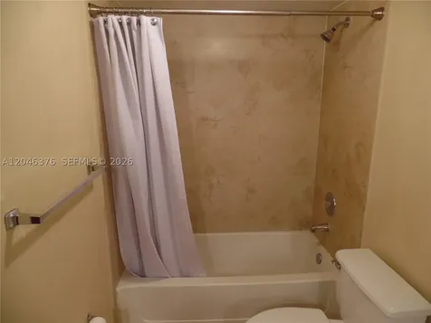 2811 N Oakland Forest Drive Oakland Park FL 33309