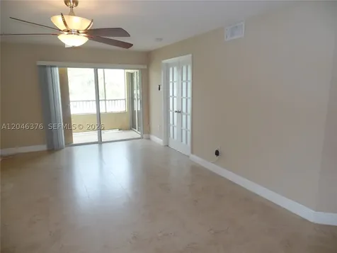 2811 N Oakland Forest Drive Oakland Park FL 33309