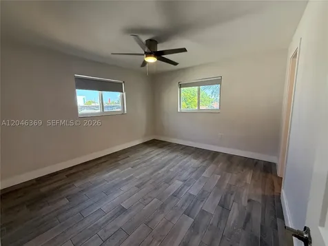 12TH Street SE 12th Street Hialeah FL 33010