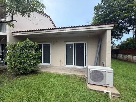 6718 NW 166th Terrace Miami Lakes FL 33014