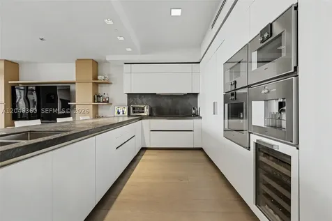 7042 Fisher Island Drive Miami Beach FL 33109