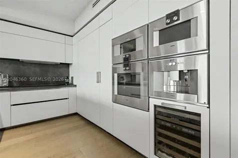 7042 Fisher Island Drive Miami Beach FL 33109