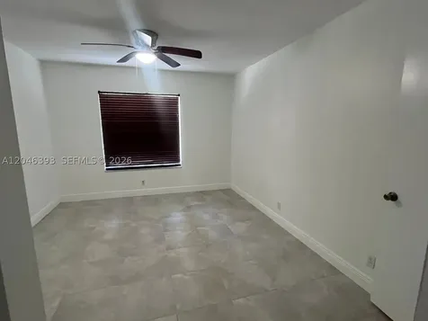Miami FL 33186
