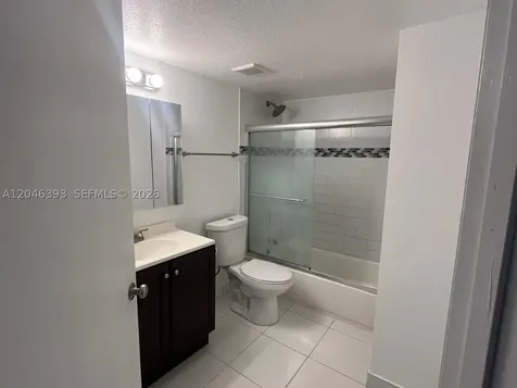 Miami FL 33186