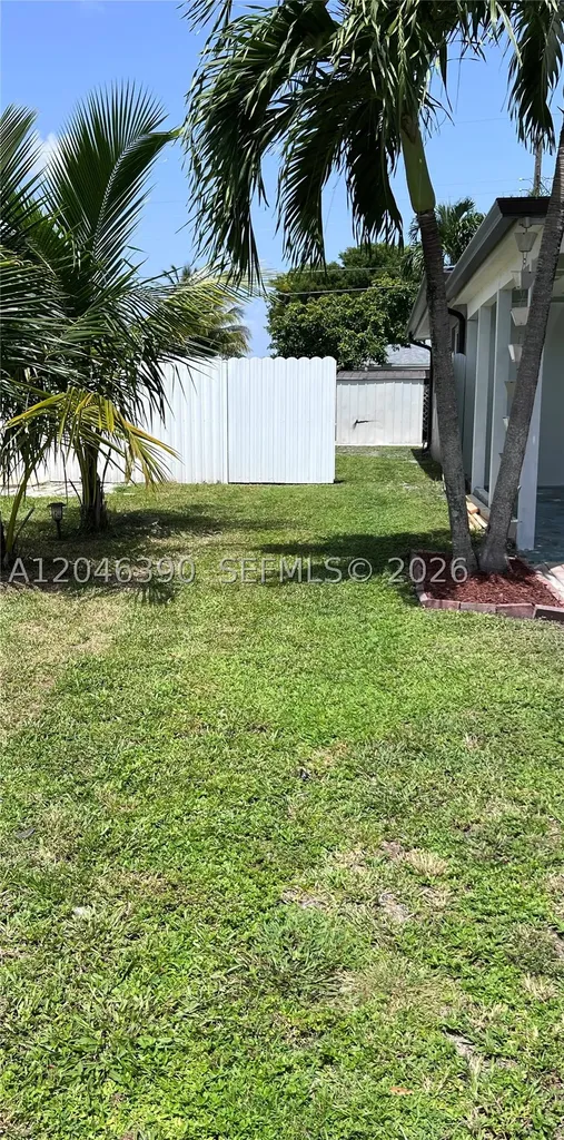 Hollywood FL 33024