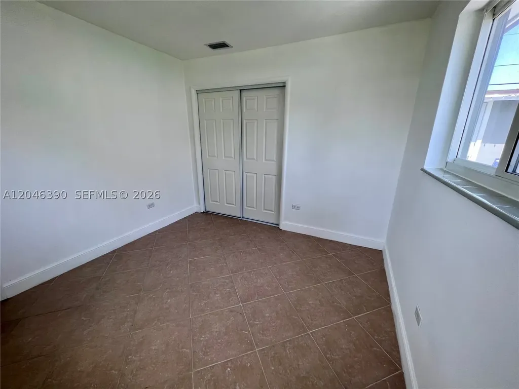 Hollywood FL 33024