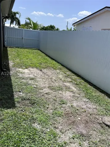 Hollywood FL 33024
