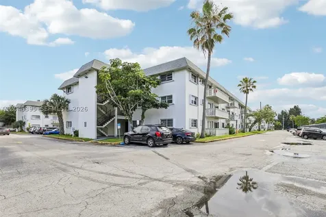 15225 NE 6th Avenue Miami FL 33162
