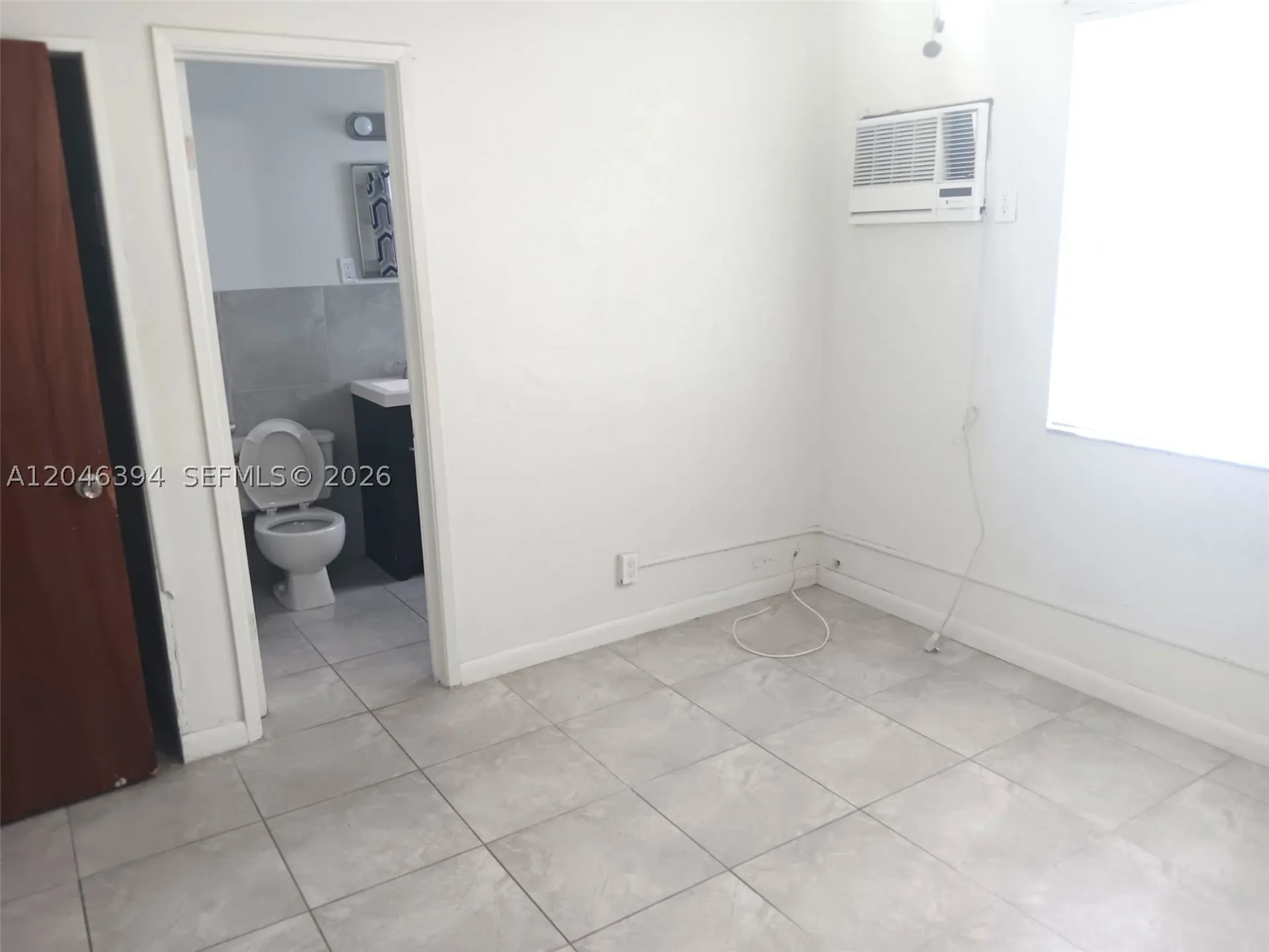 2334 Grant Street Hollywood FL 33020