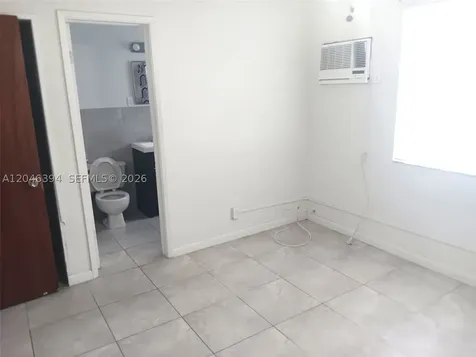 2334 Grant Street Hollywood FL 33020