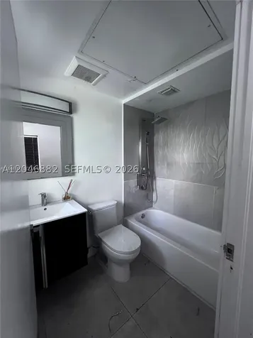 557 Michigan Avenue Miami Beach FL 33139