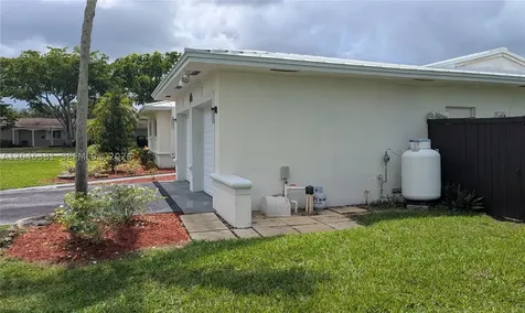 10442 SW 114th Street Miami FL 33176