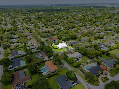 10442 SW 114th Street Miami FL 33176