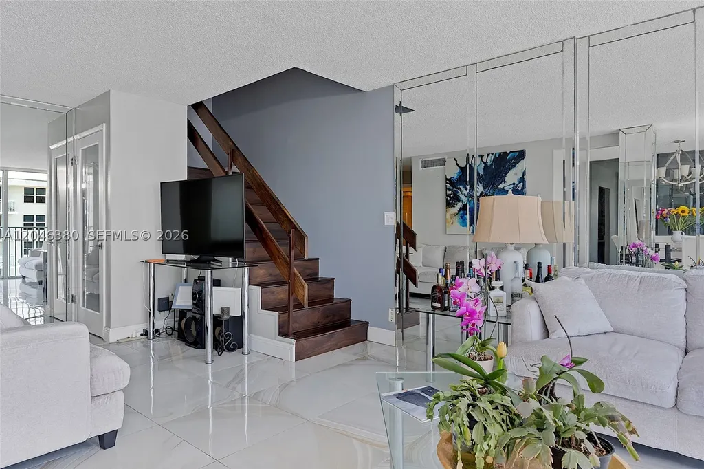 111 N Briny Avenue Pompano Beach FL 33062