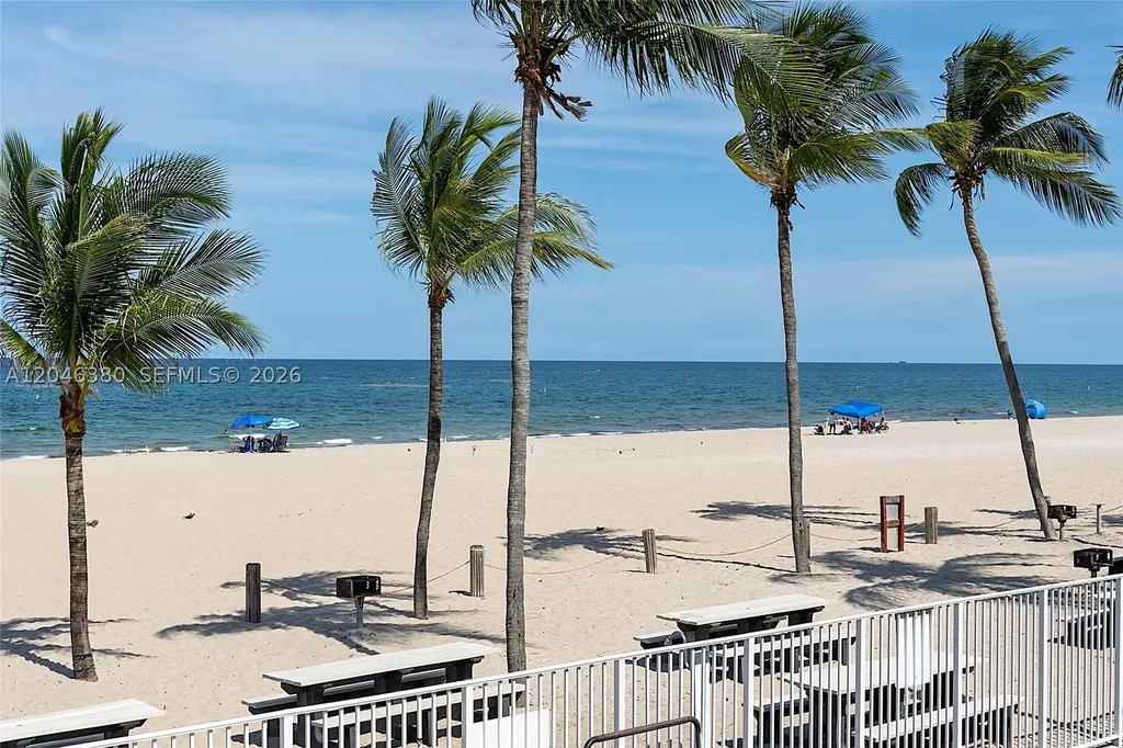 111 N Briny Avenue Pompano Beach FL 33062