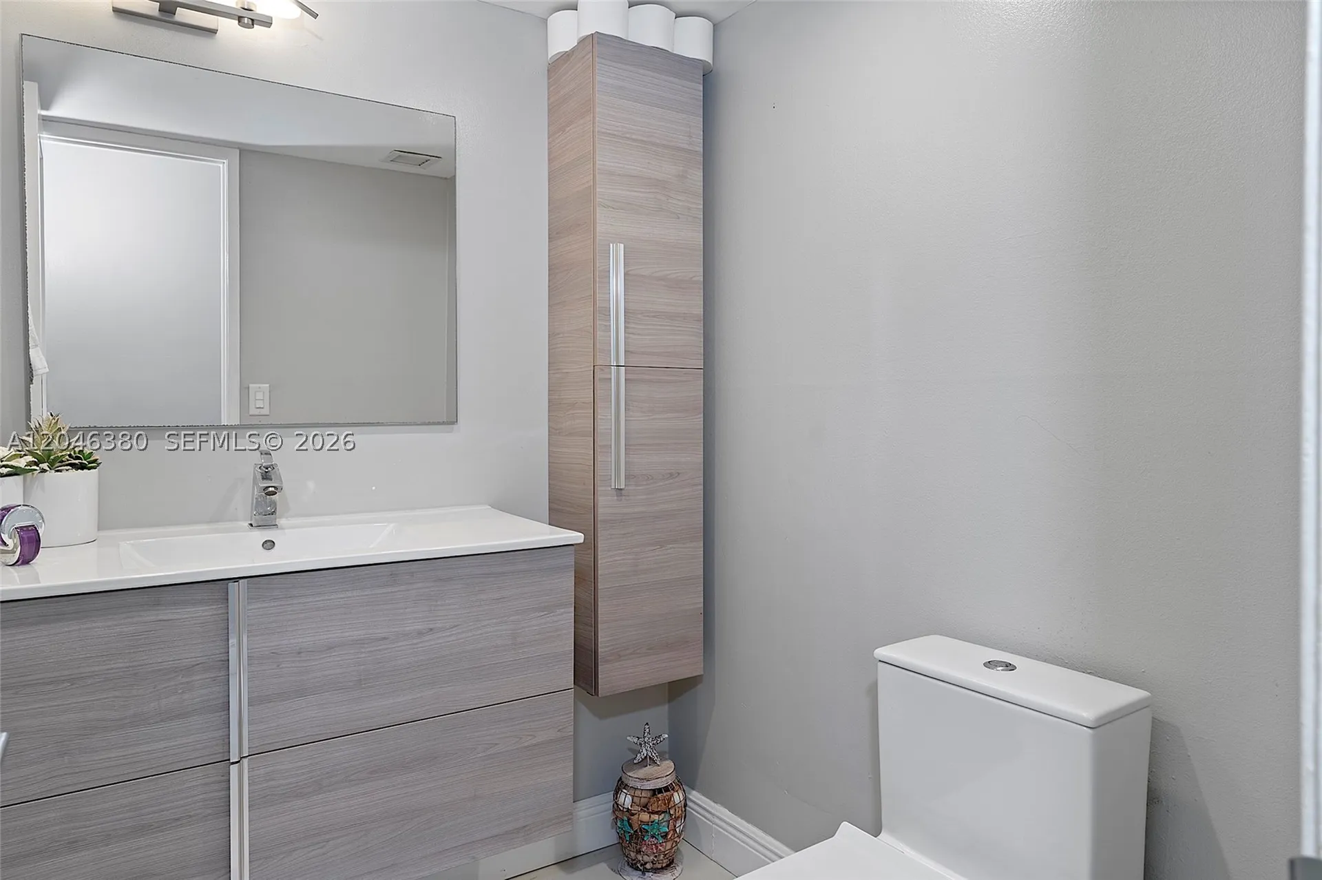 111 N Briny Avenue Pompano Beach FL 33062