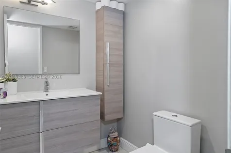 111 N Briny Avenue Pompano Beach FL 33062