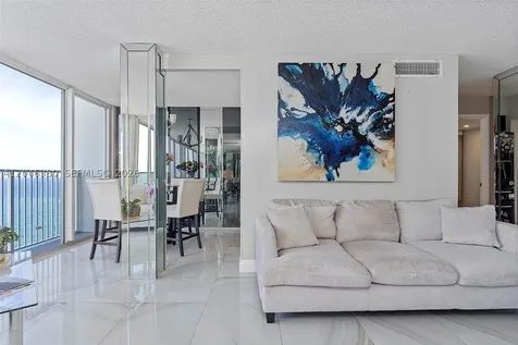 111 N Briny Avenue Pompano Beach FL 33062