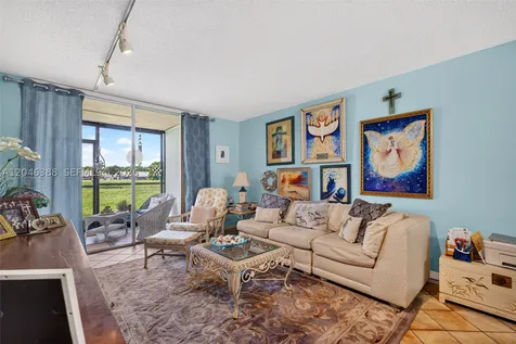 3241 Holiday Springs Boulevard Margate FL 33063