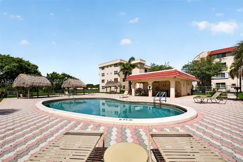 3241 Holiday Springs Boulevard Margate FL 33063