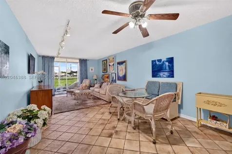 3241 Holiday Springs Boulevard Margate FL 33063