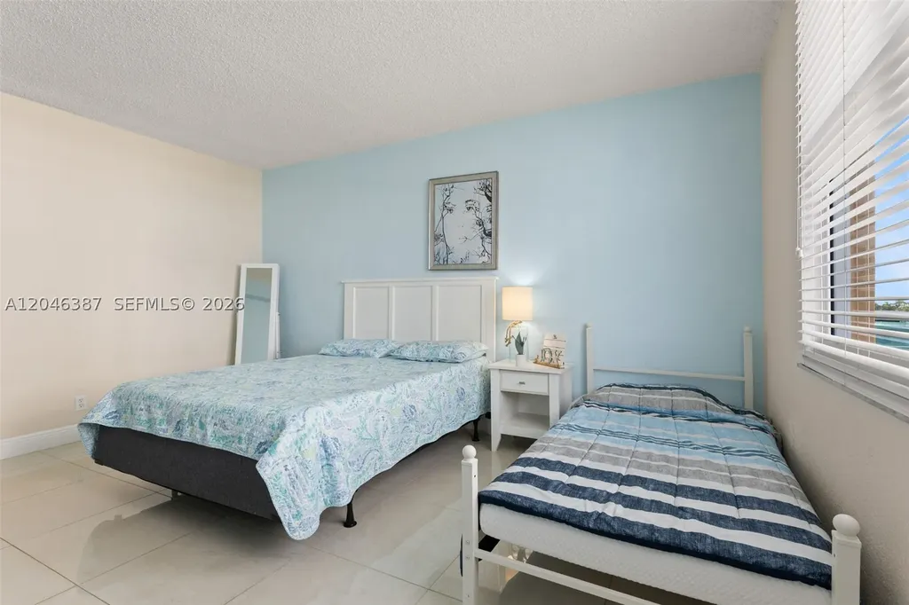 2501 S Ocean Drive Hollywood FL 33019