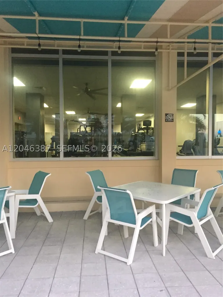 2501 S Ocean Drive Hollywood FL 33019